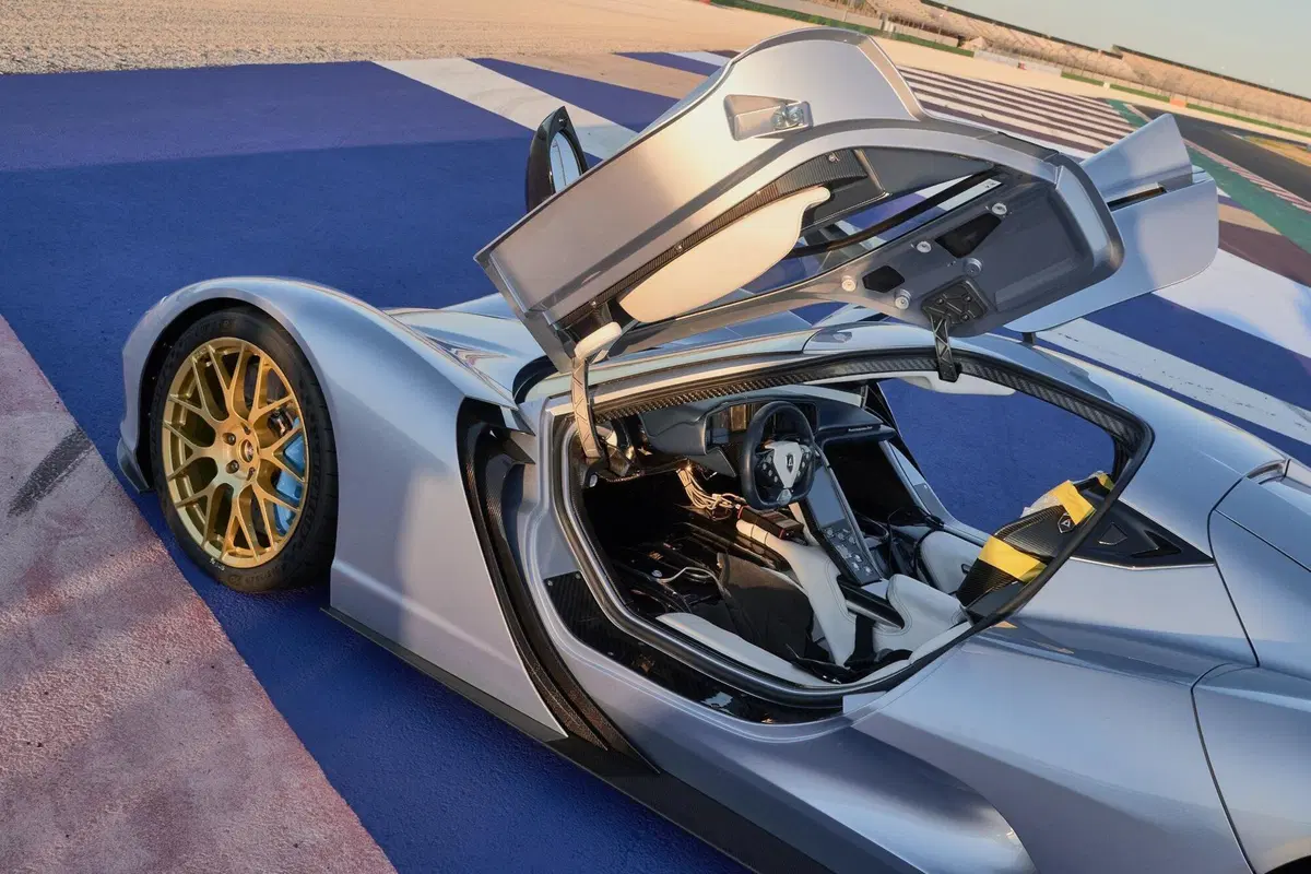 L’Aspark Owl a Misano: la hypercar elettrica ha numeri pazzeschi (prezzo compreso) (7)