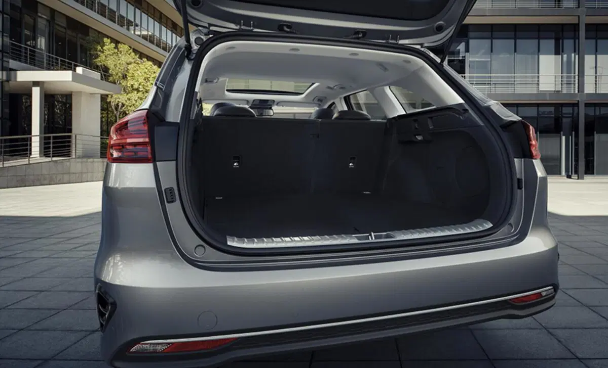 Kia Ceed Sport Wagon (2018-->>) (14)