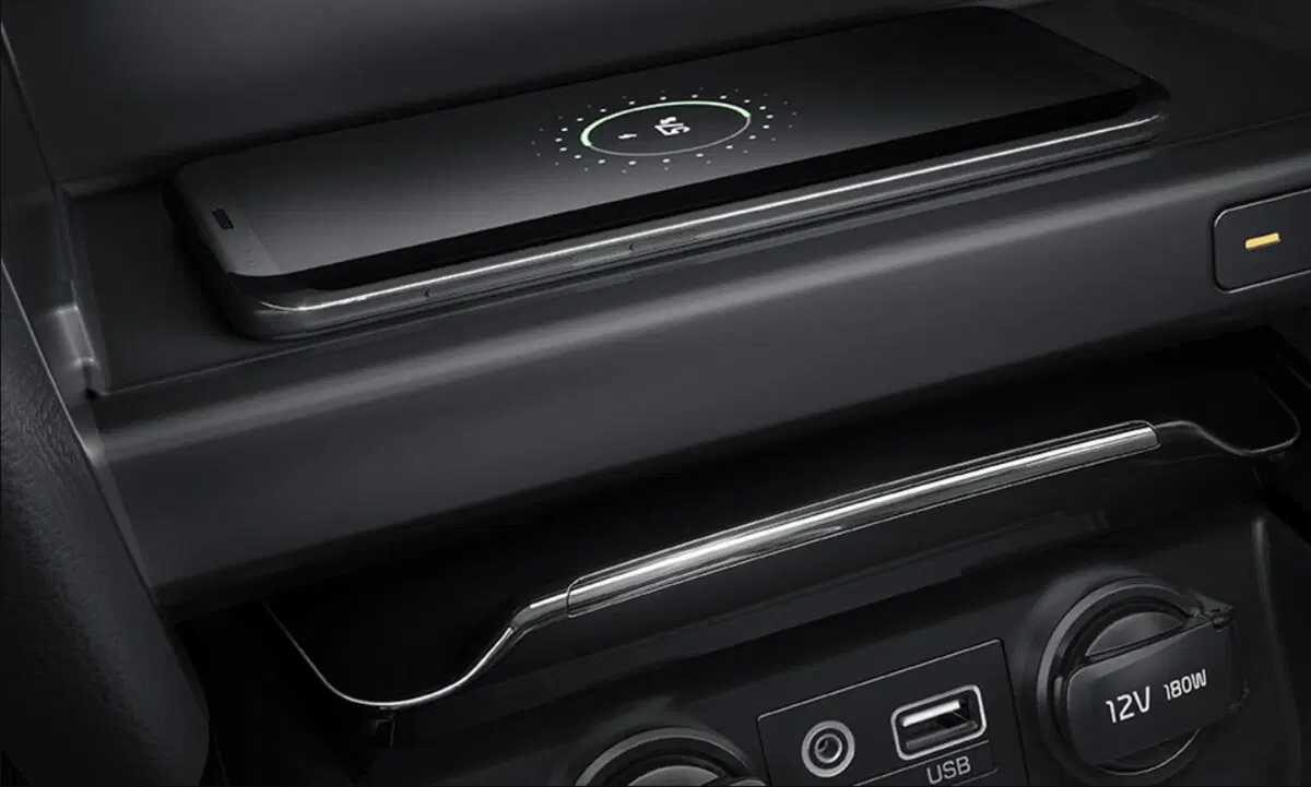 Kia Ceed Sport Wagon (2018-->>) (19)