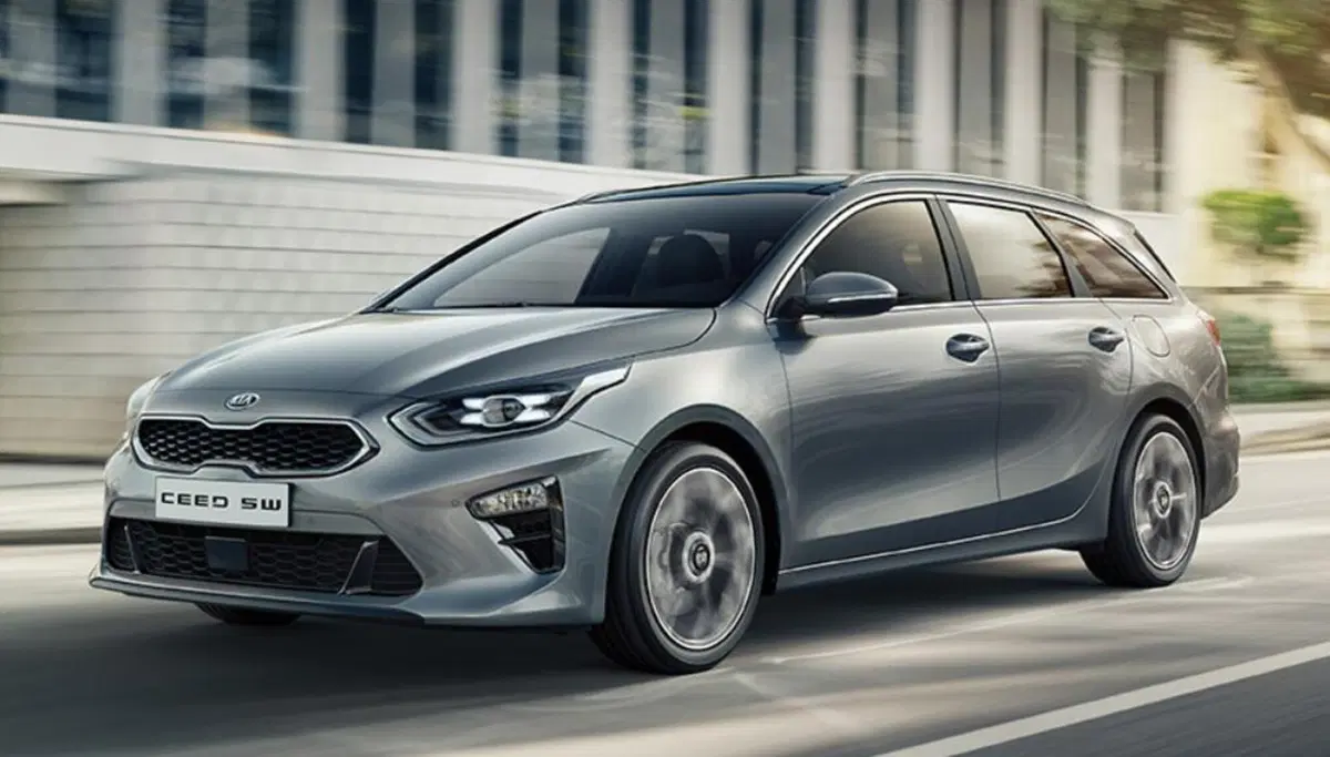 Kia Ceed Sport Wagon (2018-->>) (20)