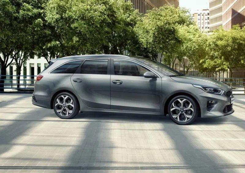Kia Ceed Sport Wagon (2018-->>) (8)