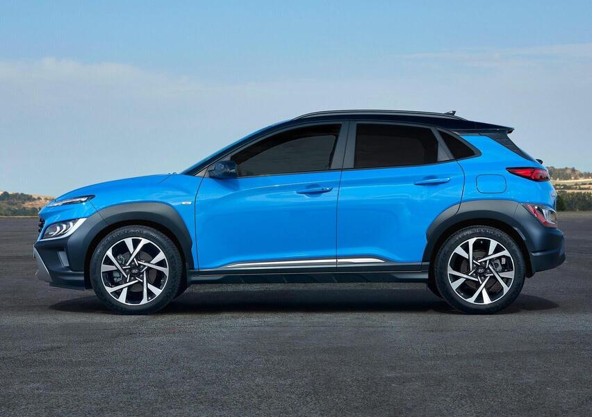 Hyundai Kona EV 64 kWh XClass nuove, listino prezzi auto nuove ...