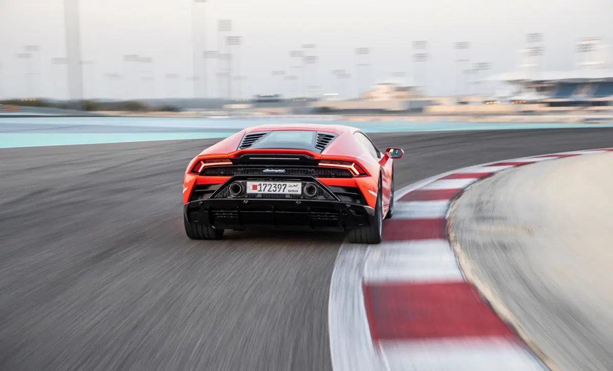 Lamborghini Huracán Coupé Coupe 5.2 Tecnica 640cv rwd (24)