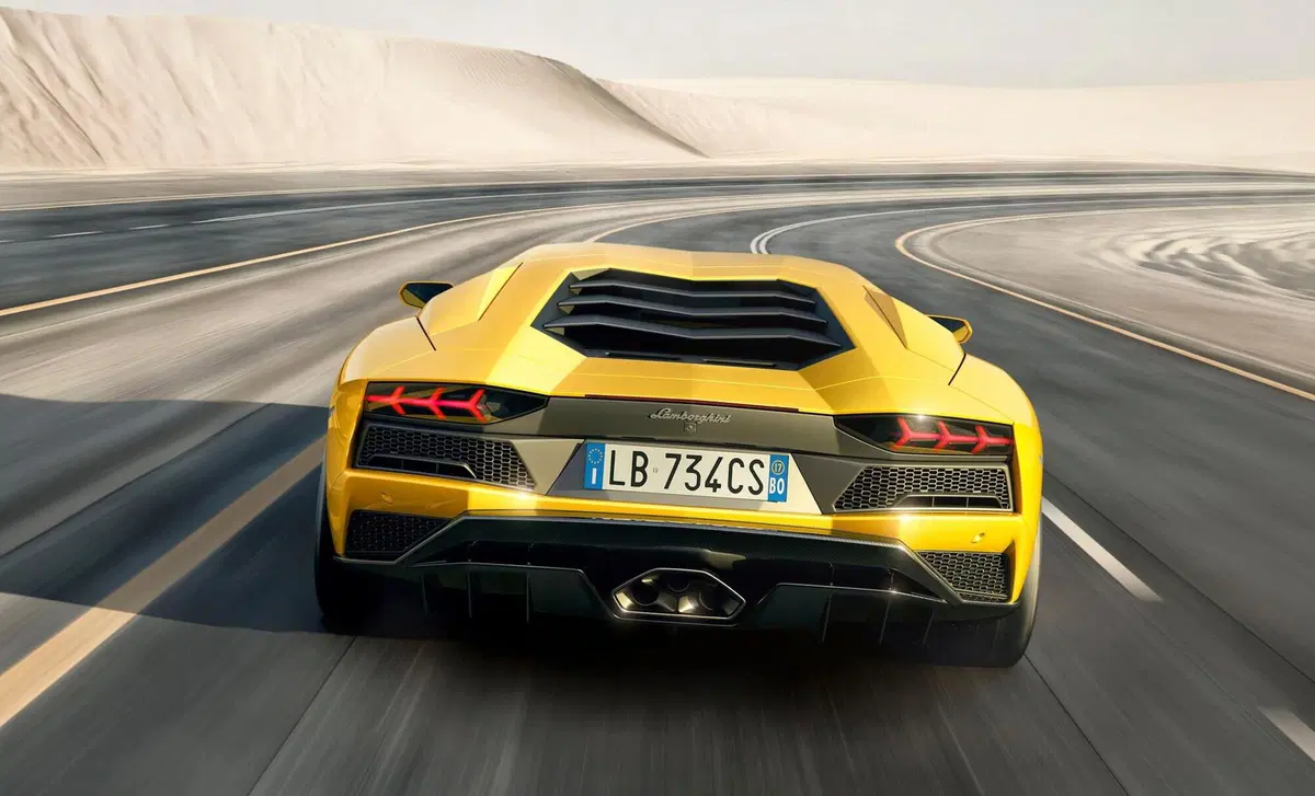 Lamborghini Aventador Coupé SVJ 6.5 V12 (30)