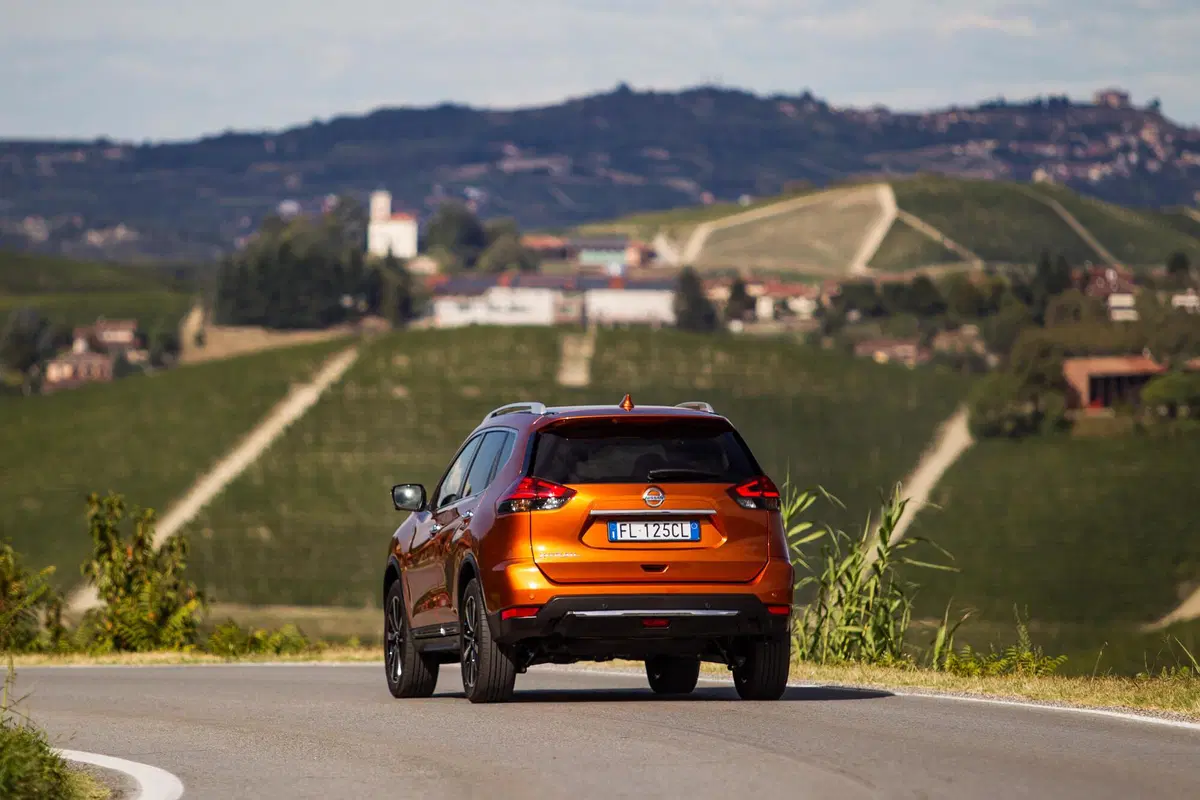 Nissan X-Trail 1.6 dCi 4WD Tekna (9)