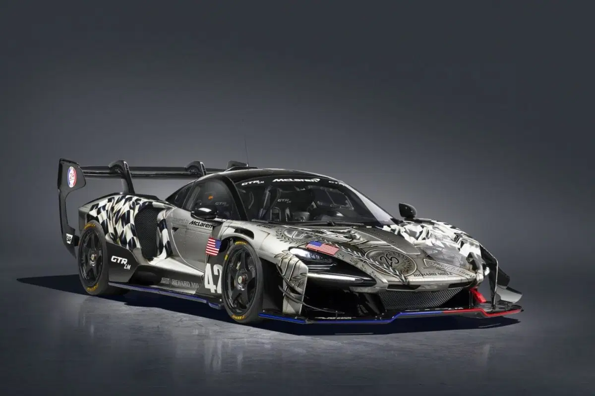 McLaren Senna GTR LM: cinque “special” ricordando la Le Mans del '95 (13)