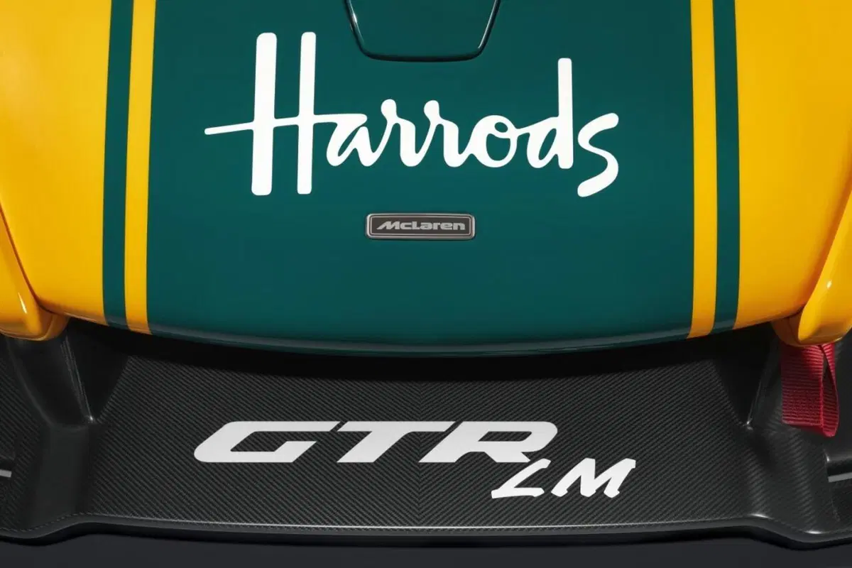 McLaren Senna GTR LM: cinque “special” ricordando la Le Mans del '95 (24)