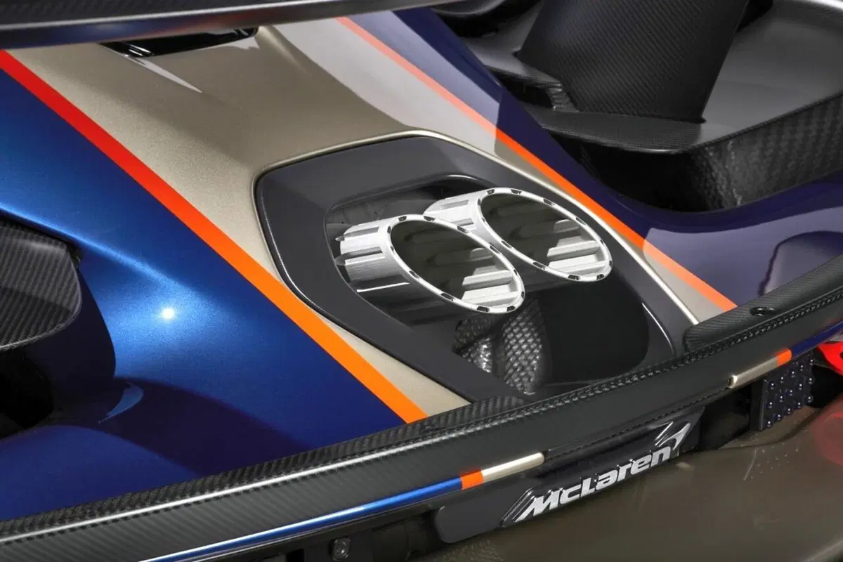 McLaren Senna GTR LM: cinque “special” ricordando la Le Mans del '95 (39)