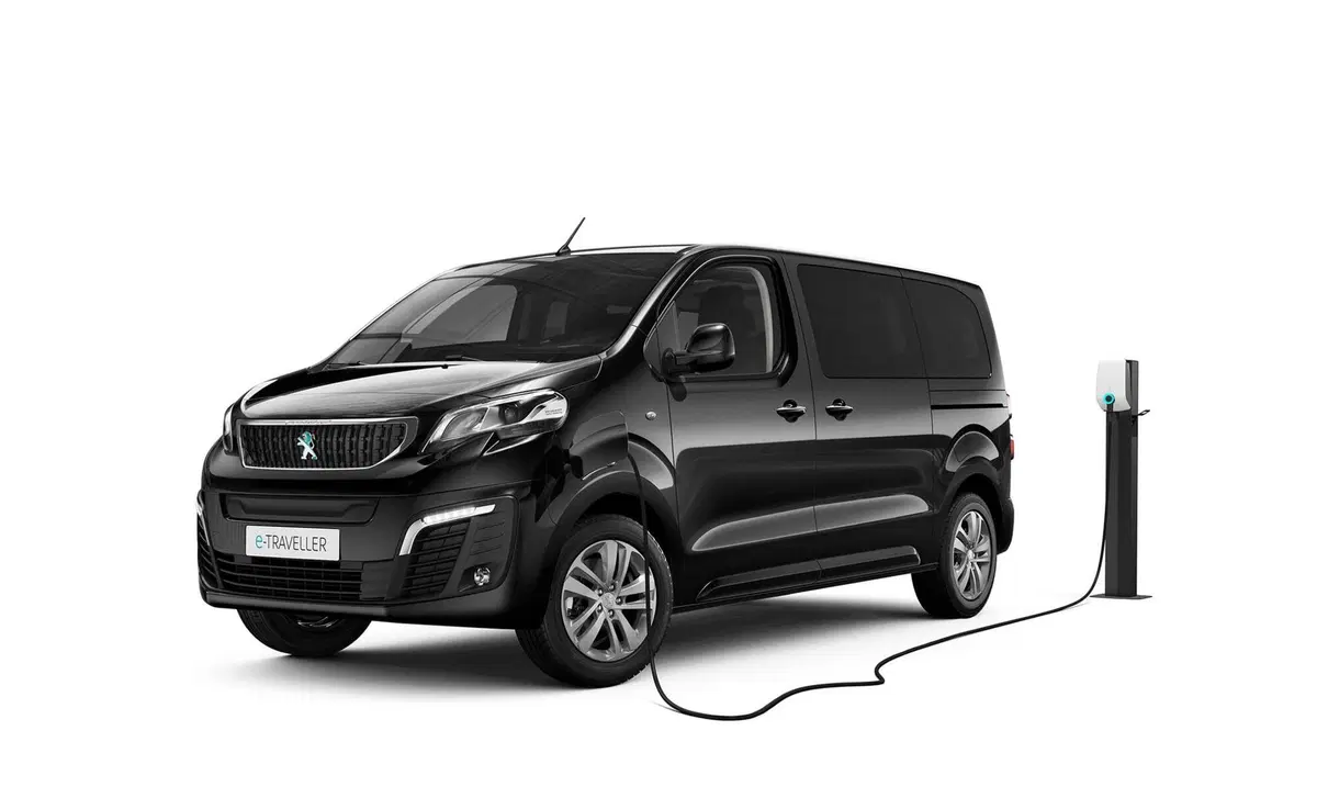 Peugeot e-Traveller (2020-23) (6)