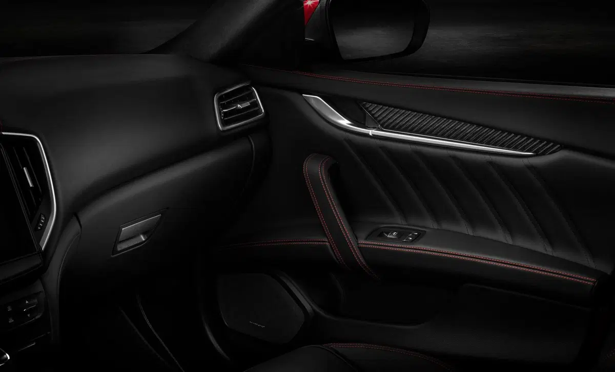 Maserati Ghibli Ghibli V6 S Q4 (18)