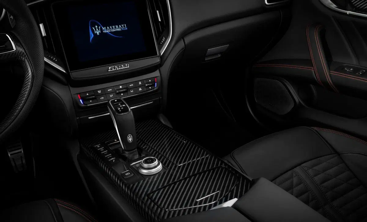 Maserati Ghibli Ghibli V6 S Q4 (19)