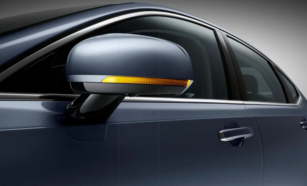 Volvo S90 2.0 b5 Core awd auto (40)