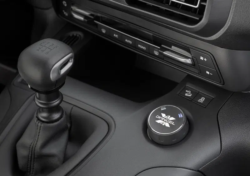 Opel Combo Furgone (15)