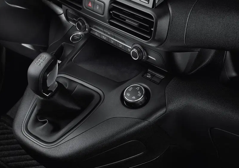 Opel Combo Furgone (17)