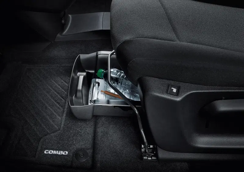 Opel Combo Furgone (18)