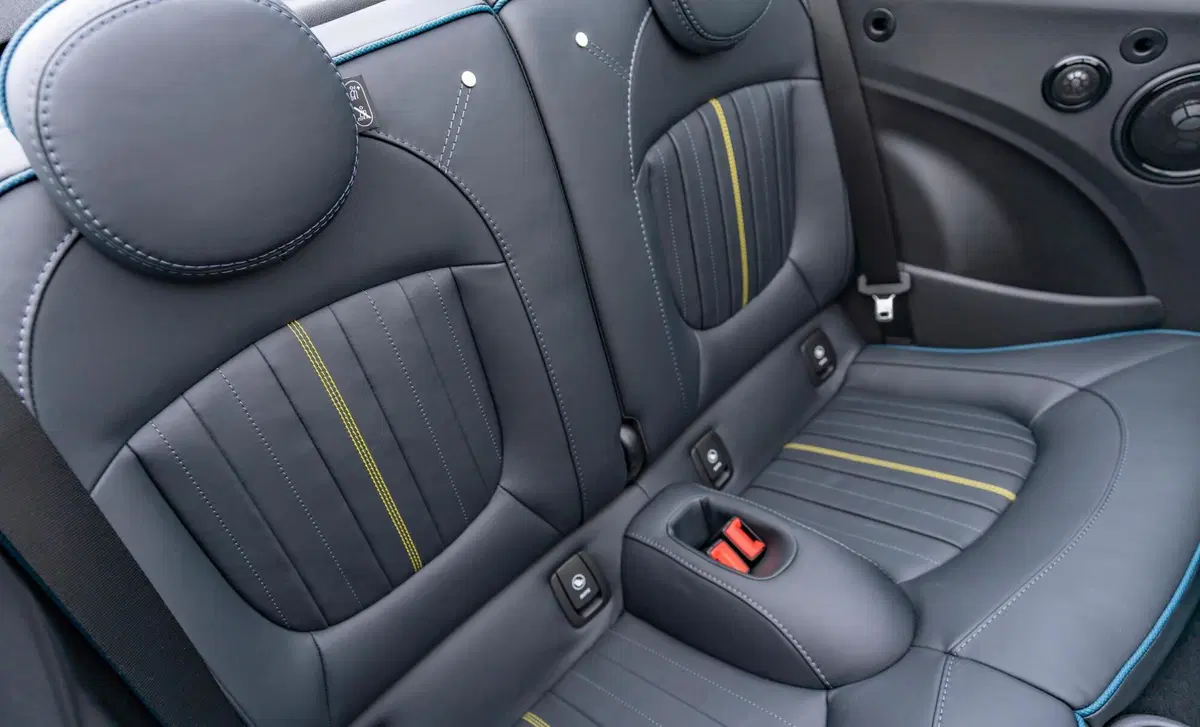 MINI Mini Cabrio 2.0 JCW JCW auto (38)