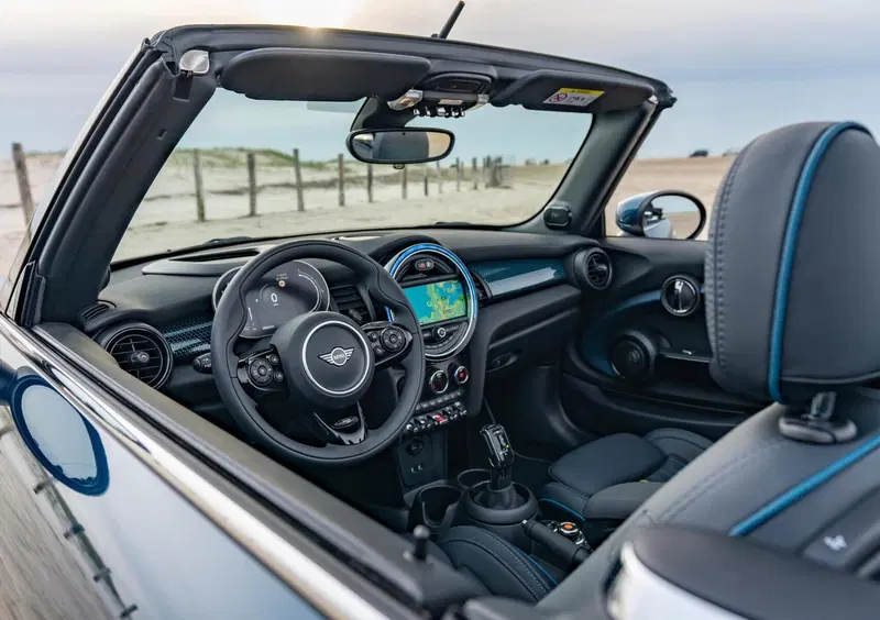 MINI Mini Cabrio (2015-24) (37)