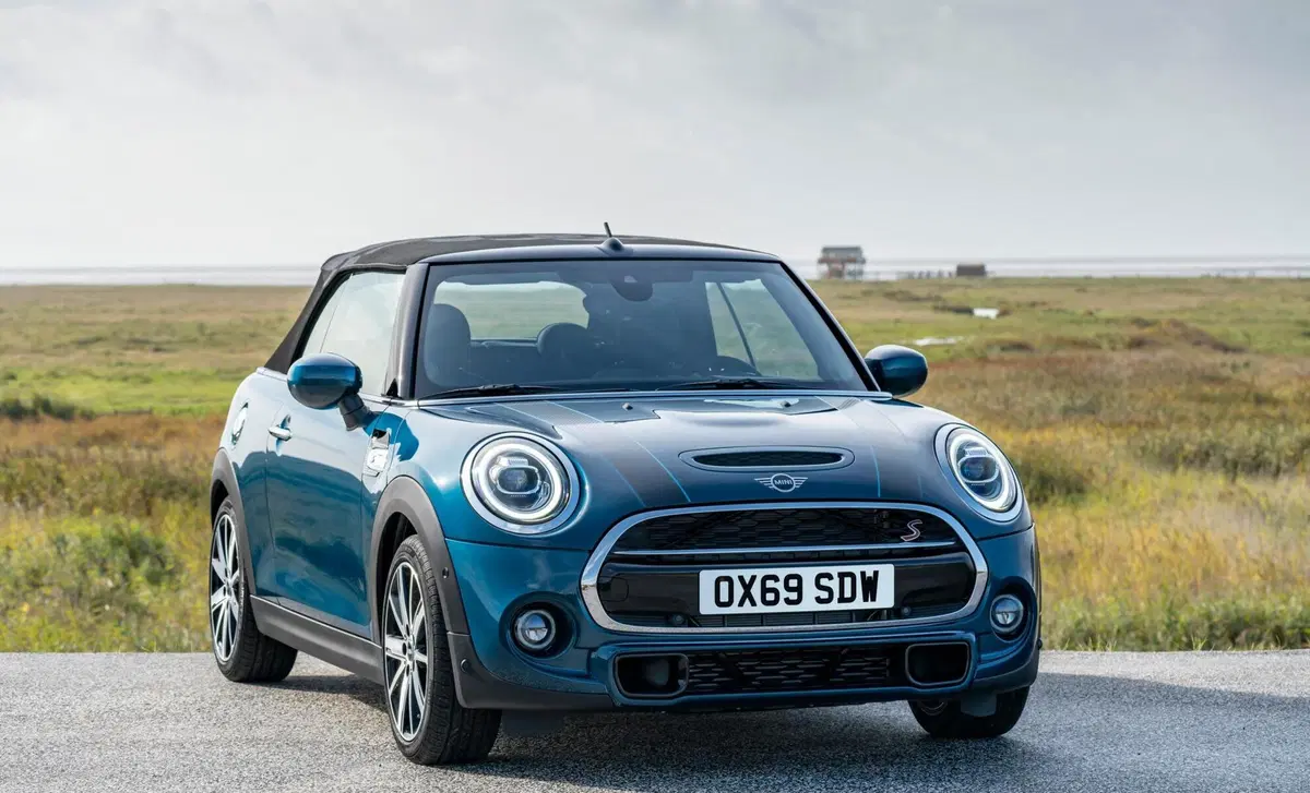 MINI Mini Cabrio 2.0 JCW JCW auto (33)