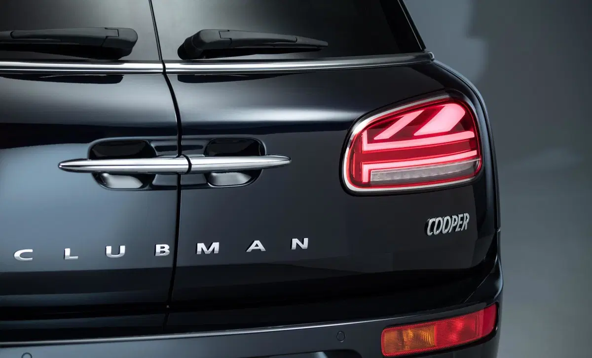 MINI Mini Clubman 2.0 John Cooper Works Clubman Rockingham GT Edition (20)
