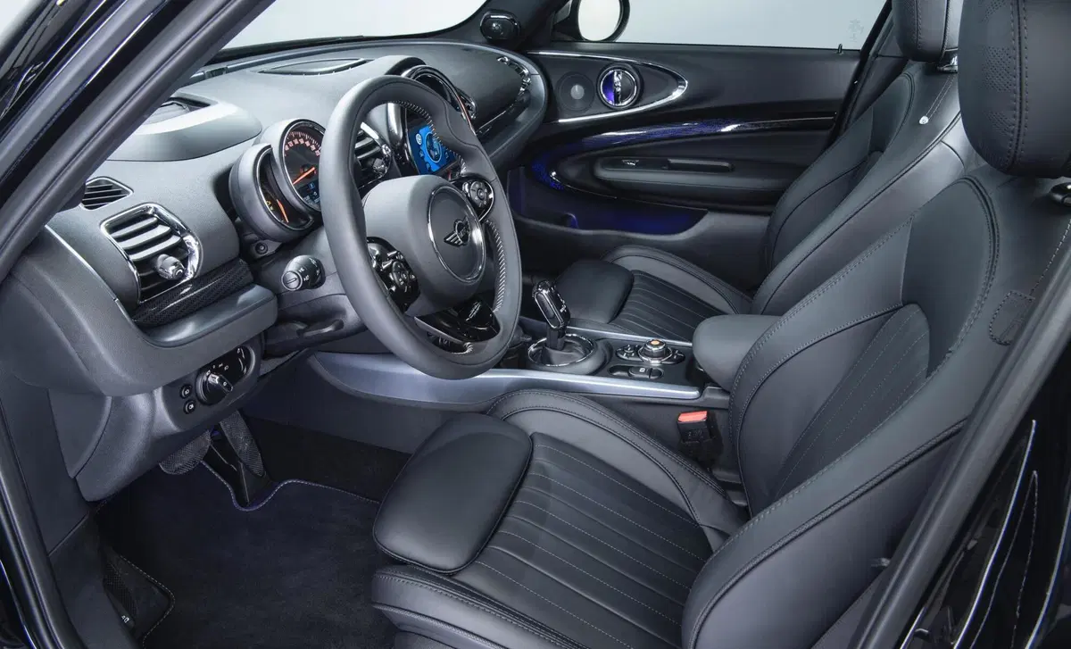 MINI Mini Clubman 2.0 John Cooper Works Clubman Rockingham GT Edition (7)