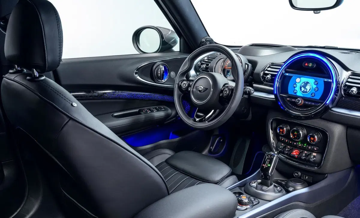 MINI Mini Clubman 2.0 John Cooper Works Clubman Rockingham GT Edition (11)