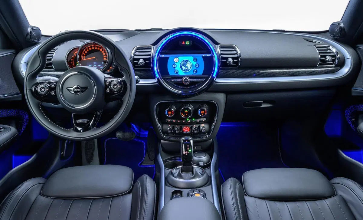 MINI Mini Clubman 2.0 John Cooper Works Clubman Rockingham GT Edition (10)