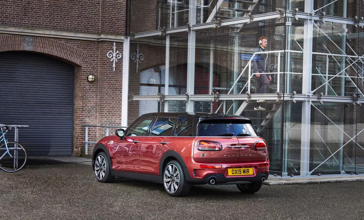 MINI Mini Clubman 2.0 John Cooper Works Clubman Rockingham GT Edition (5)