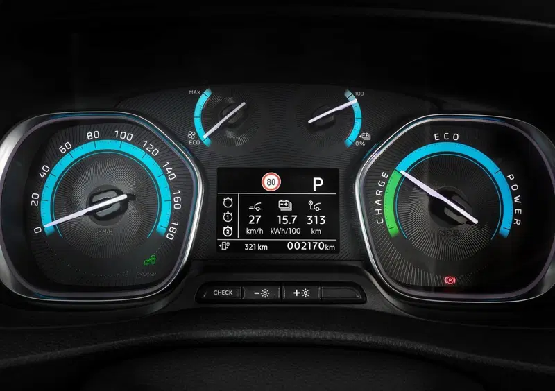Opel Vivaro-e Furgone (2020-23) (11)