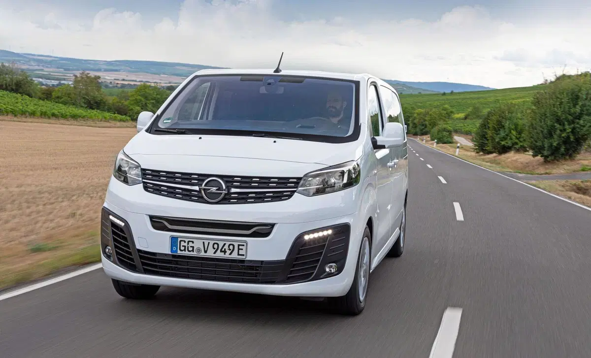 Opel Vivaro-e Furgone 50kWh PL-TN M Furgone Enjoy (6)