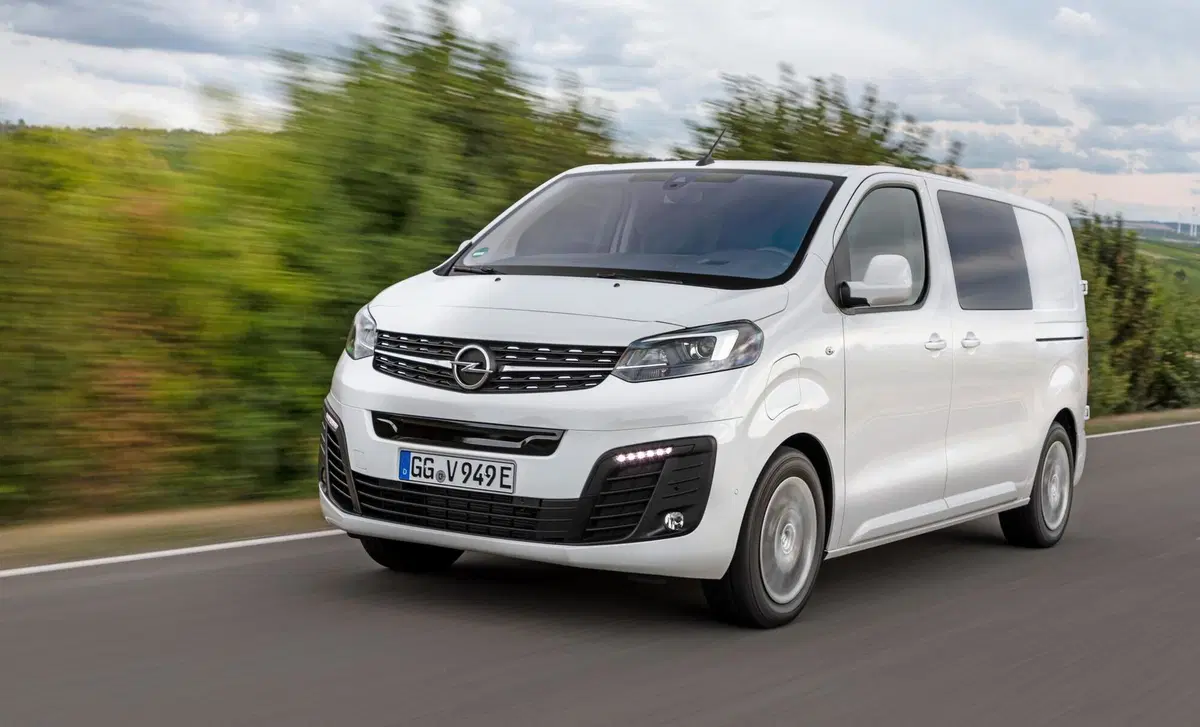 Opel Vivaro-e Furgone 50kWh PL-TN M Furgone Enjoy (9)