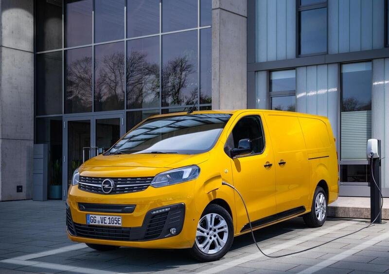 Opel Vivaro-e Furgone (2020-->>) (18)