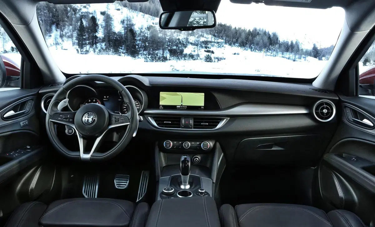 Alfa Romeo Stelvio Stelvio 2.2 Turbodiesel 190 CV AT8 Q4 Business (30)