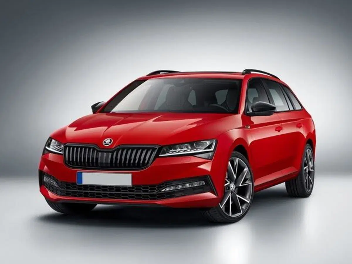 Skoda Superb Station Wagon 2.0 TDI 190 CV SCR DSG Wagon SportLine (2)
