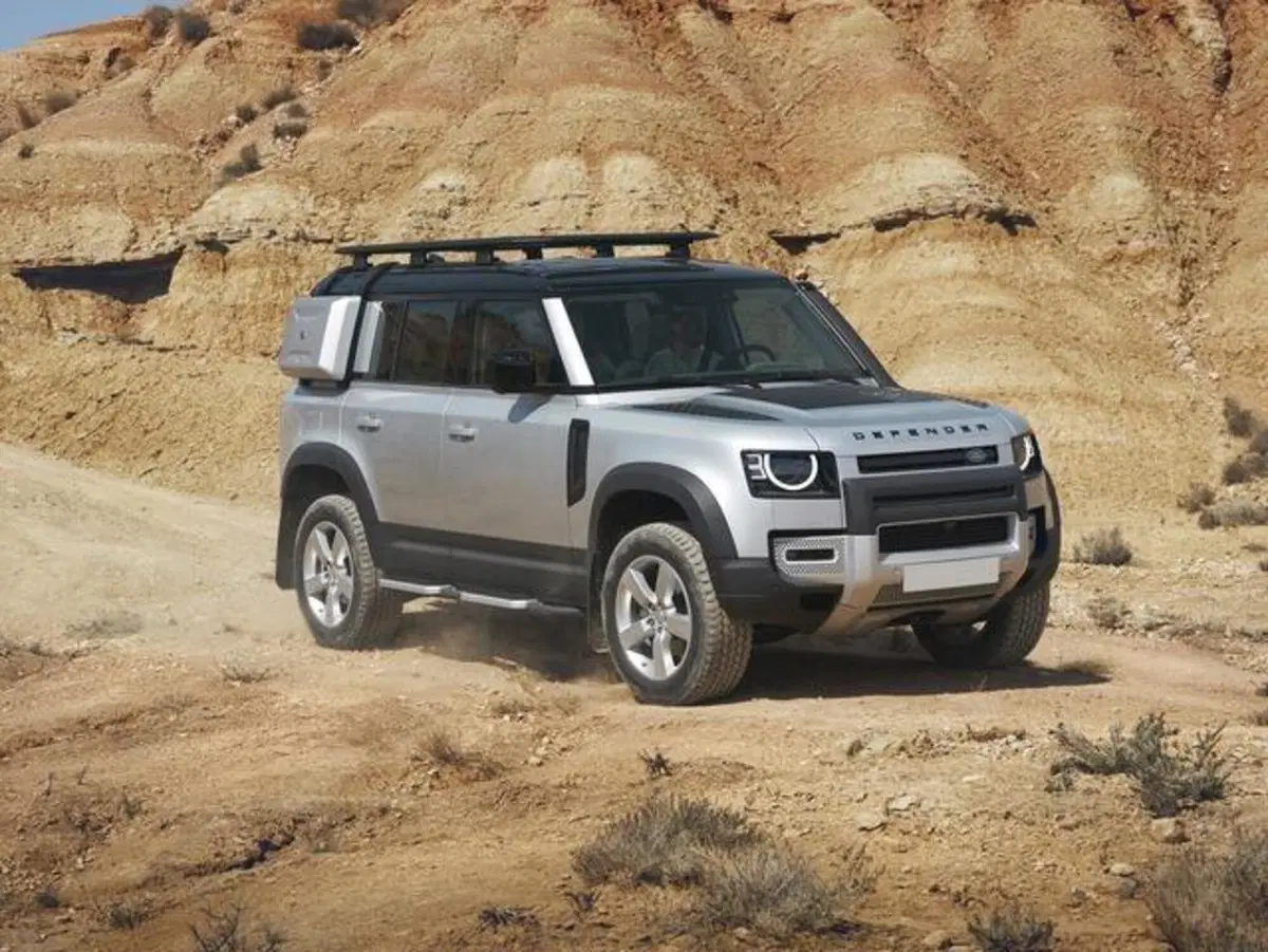 Land Rover Defender 110 2.0 SD4 AWD Auto (2)