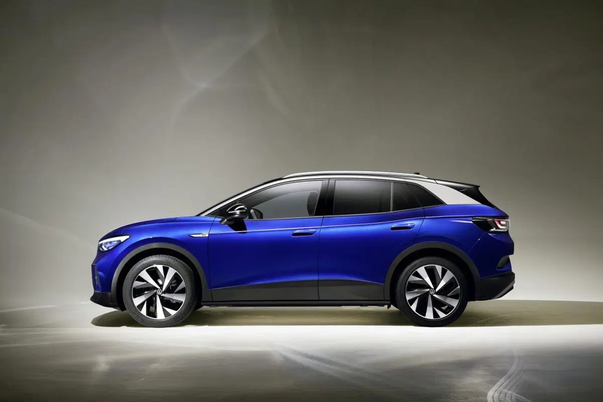 Volkswagen ID.4, arriva il crossover elettrico (21)