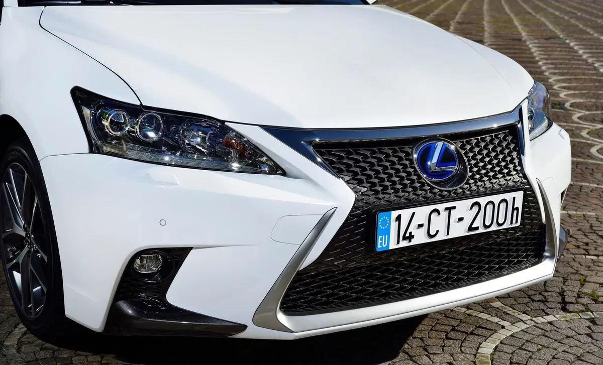 Lexus CT (2010-20) (23)