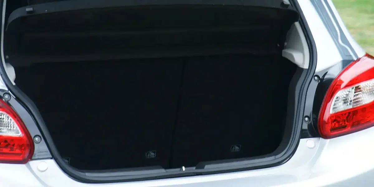 Mitsubishi Space Star 1.2 Intense SDA (12)
