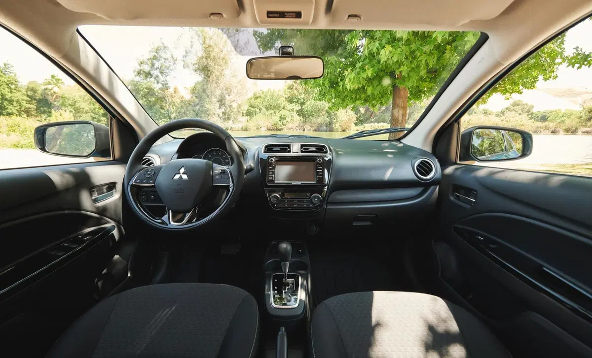 Mitsubishi Space Star 1.2 Intense SDA (13)