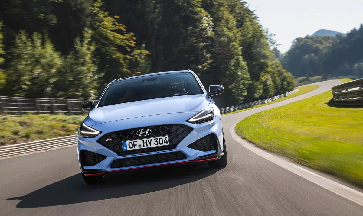 Hyundai i30 N 2020: restyling di tecnologia, di estetica e di contenuti. 250 o 280 CV... (7)
