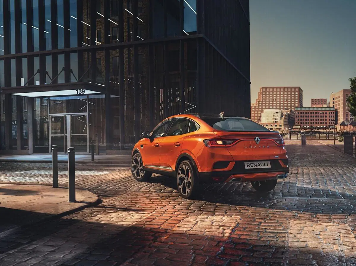 Renault Arkana, il SUV-coupé in Europa dal 2021 (2)