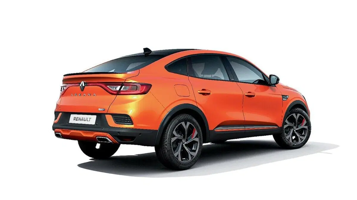 Renault Arkana, il SUV-coupé in Europa dal 2021 (13)
