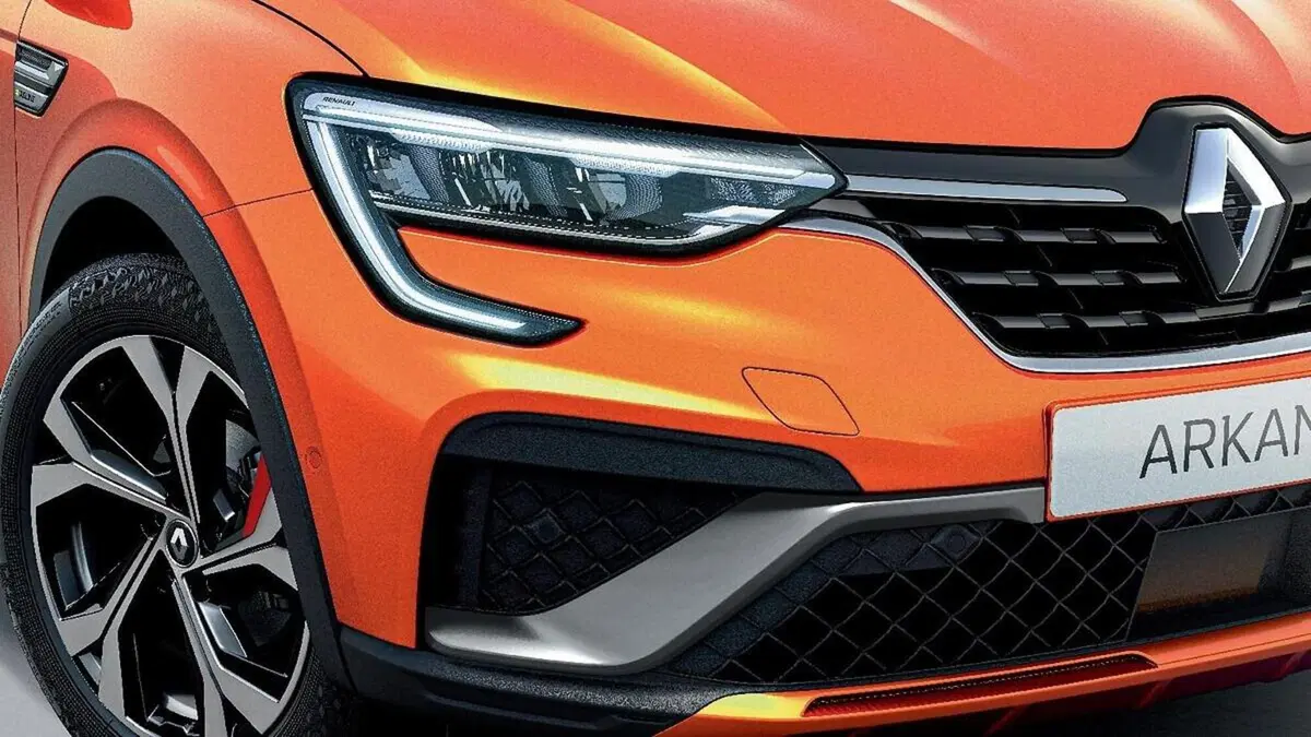 Renault Arkana, il SUV-coupé in Europa dal 2021 (18)