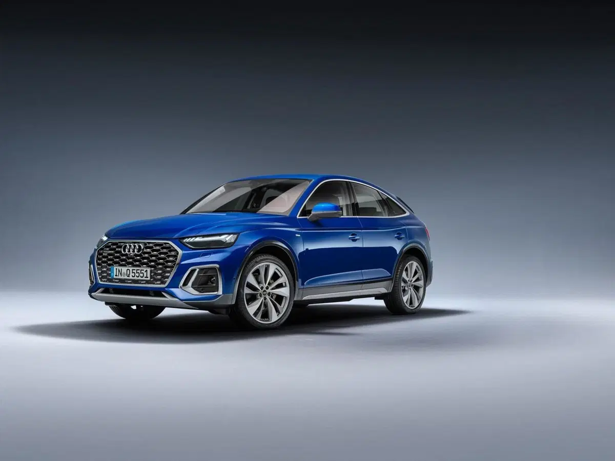 Nuova Audi Q5 Sportback 2021: SUV sportiveggiante da Mild (204CV) a PHEV (367CV) (6)