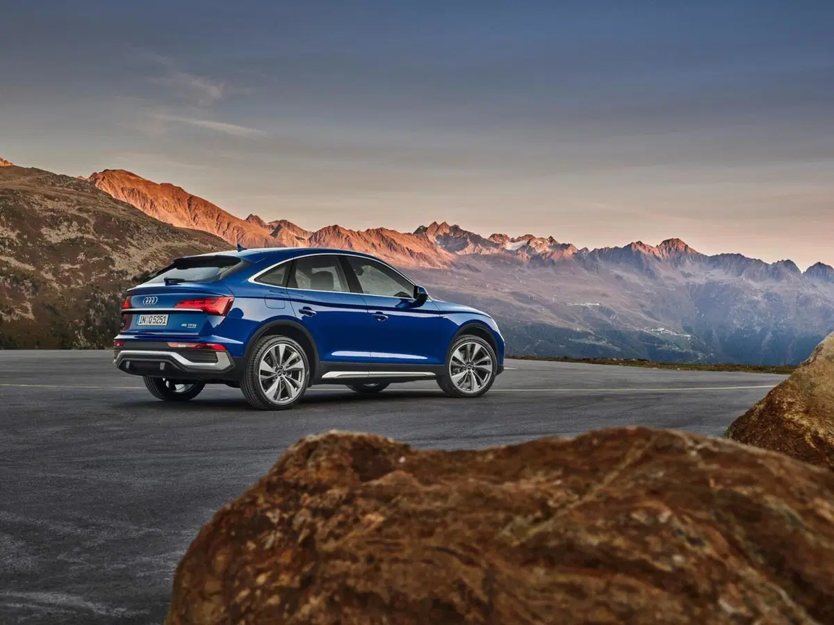 Nuova Audi Q5 Sportback 2021: SUV sportiveggiante da Mild (204CV) a PHEV (367CV) (13)