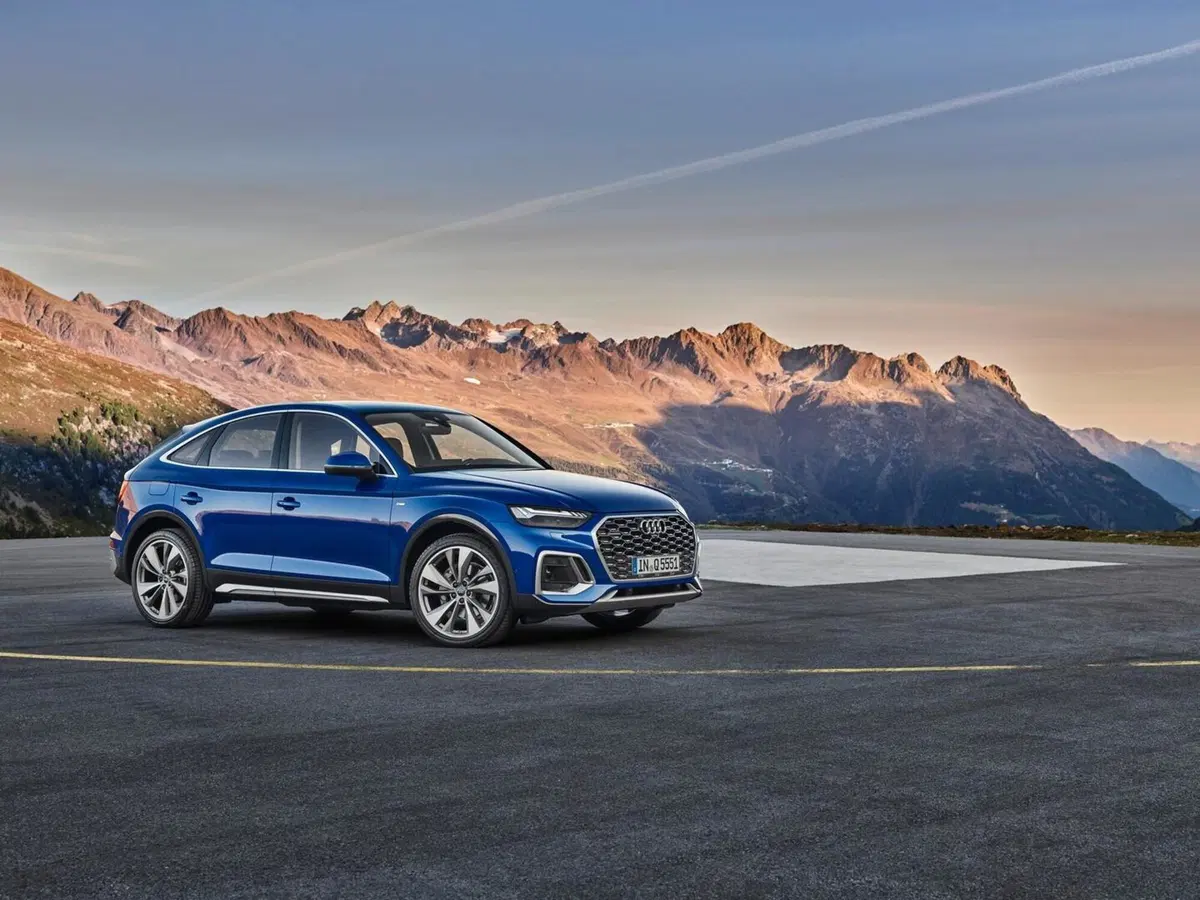 Nuova Audi Q5 Sportback 2021: SUV sportiveggiante da Mild (204CV) a PHEV (367CV) (17)