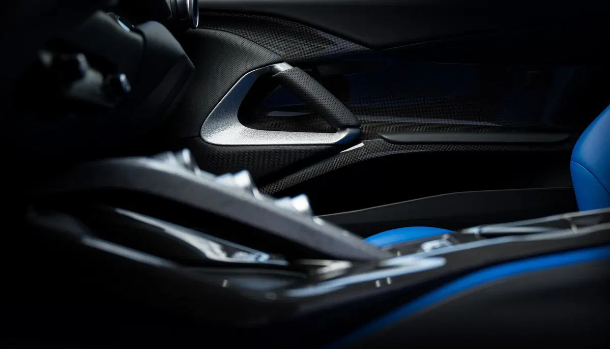 Ferrari Omologata, la nuova stupenda one-off V12 di Maranello [TUTTE LE FOTO] (6)