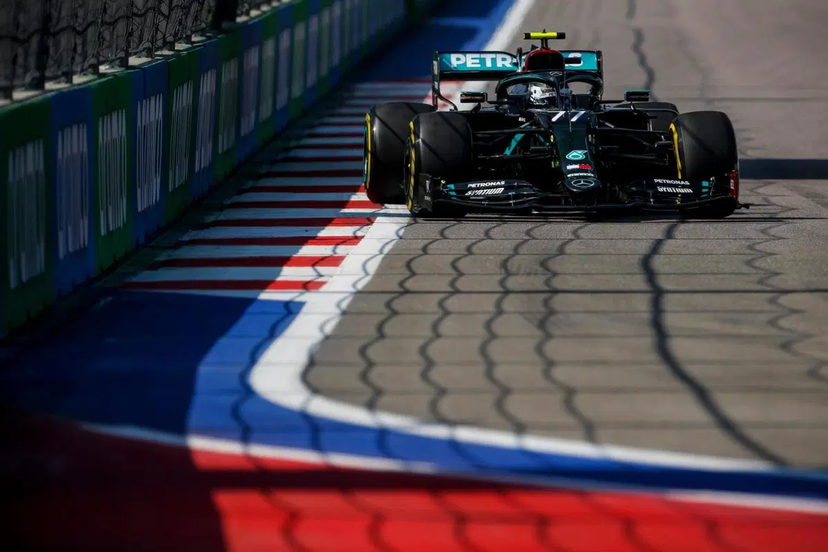 F1, GP Russia 2020: pole per Hamilton. Ferrari fuori dalla Q3 (4)