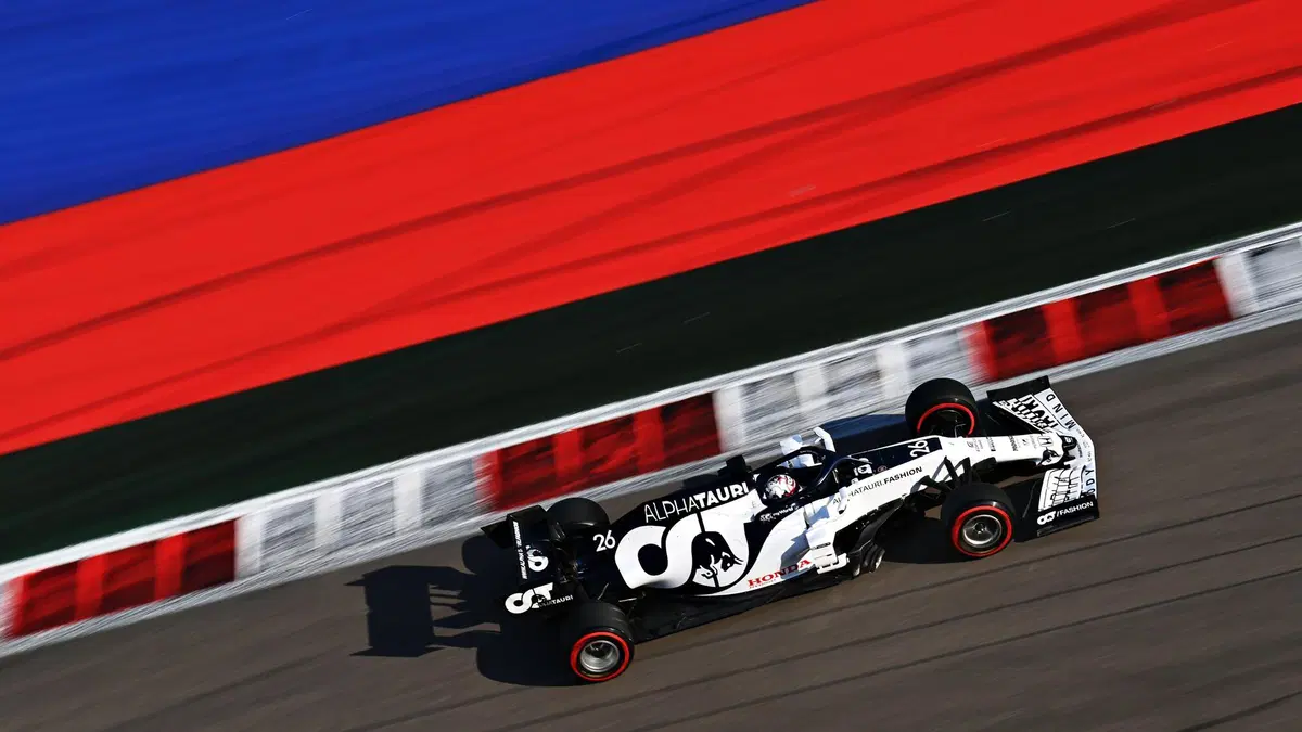 F1, GP Russia 2020: pole per Hamilton. Ferrari fuori dalla Q3 (46)
