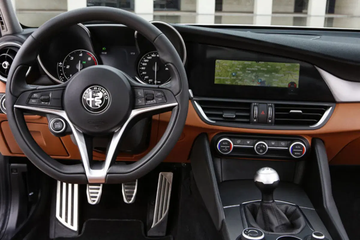 Alfa Romeo Giulia: in 34.000 al porte aperte (21)