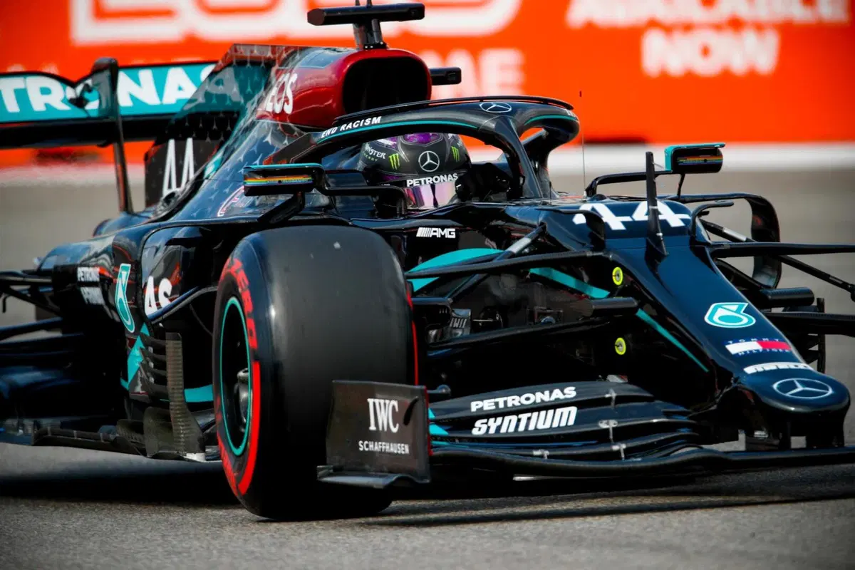 F1, GP Russia 2020. Hamilton, dietro front dei commissari: punti di penalità cancellati (3)
